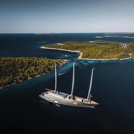 فيلة Contessa - 200 Ultra Luxury World